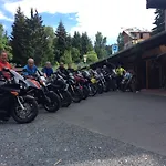 Aura špičák, Některé Se Saunou
