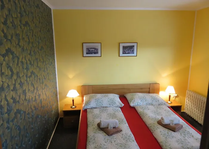 Aura Spicak, Nektere Se Saunou 4* Železná Ruda